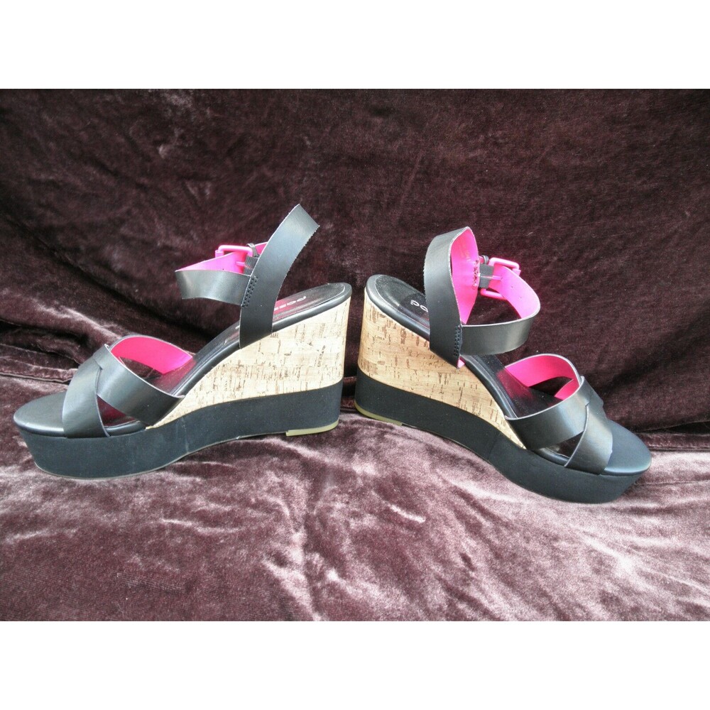 NEW PASSPORTS MIXED MEDIA WEDGE SANDALS SHOES SIZE 10 MEDIUM. BLACK (3" HEELS)